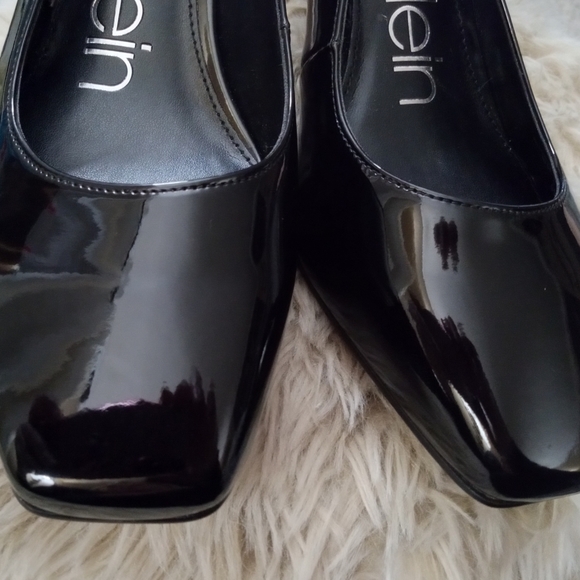 🆕⭐ Calvin Klein black patent leather slingback heels - Picture 9 of 12